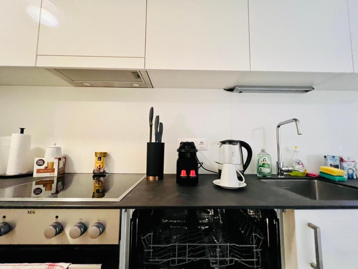Central Station Loft - Amazing View In City Center - Jupihome Виена Екстериор снимка