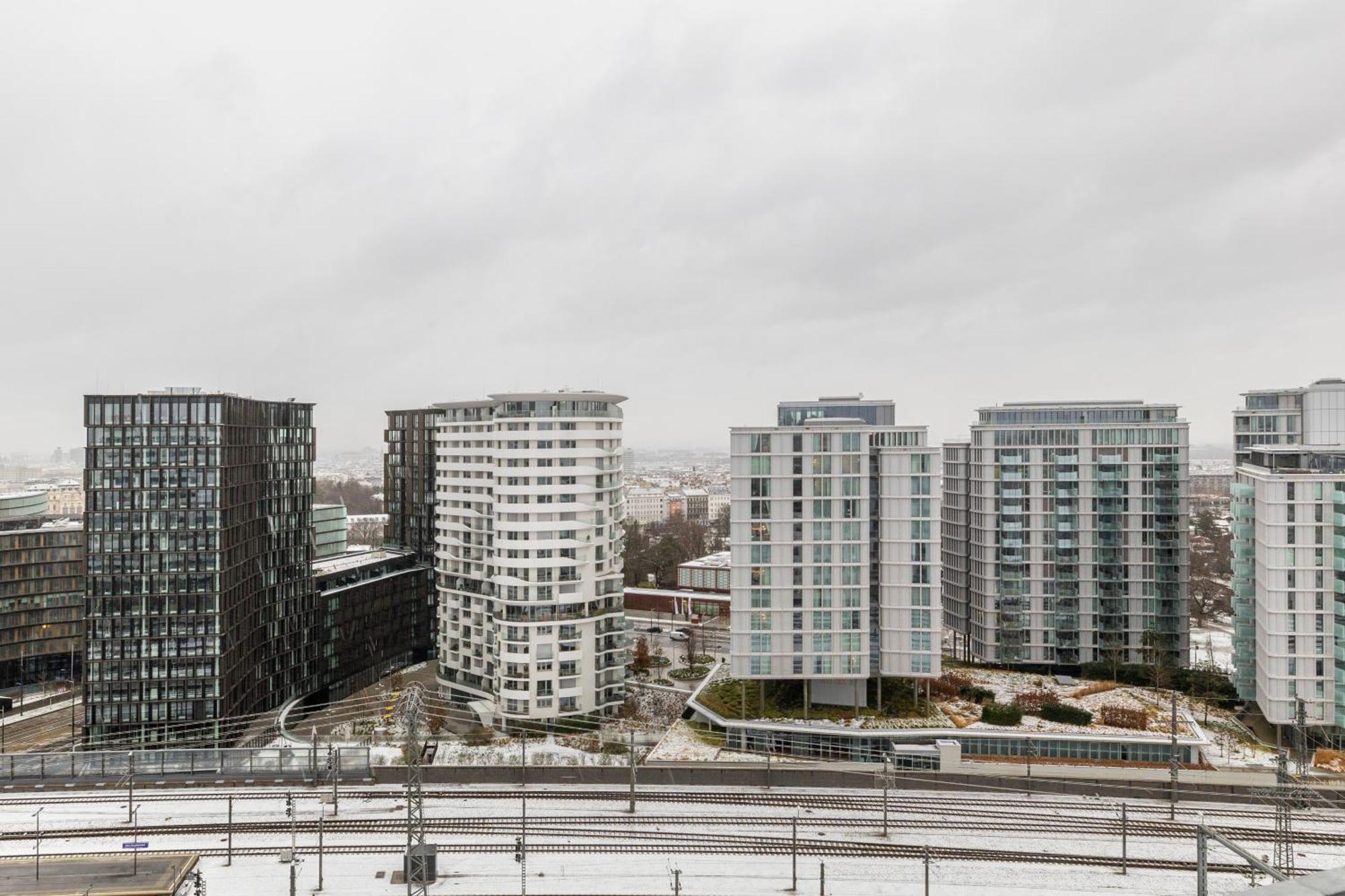 Central Station Loft - Amazing View In City Center - Jupihome Виена Екстериор снимка