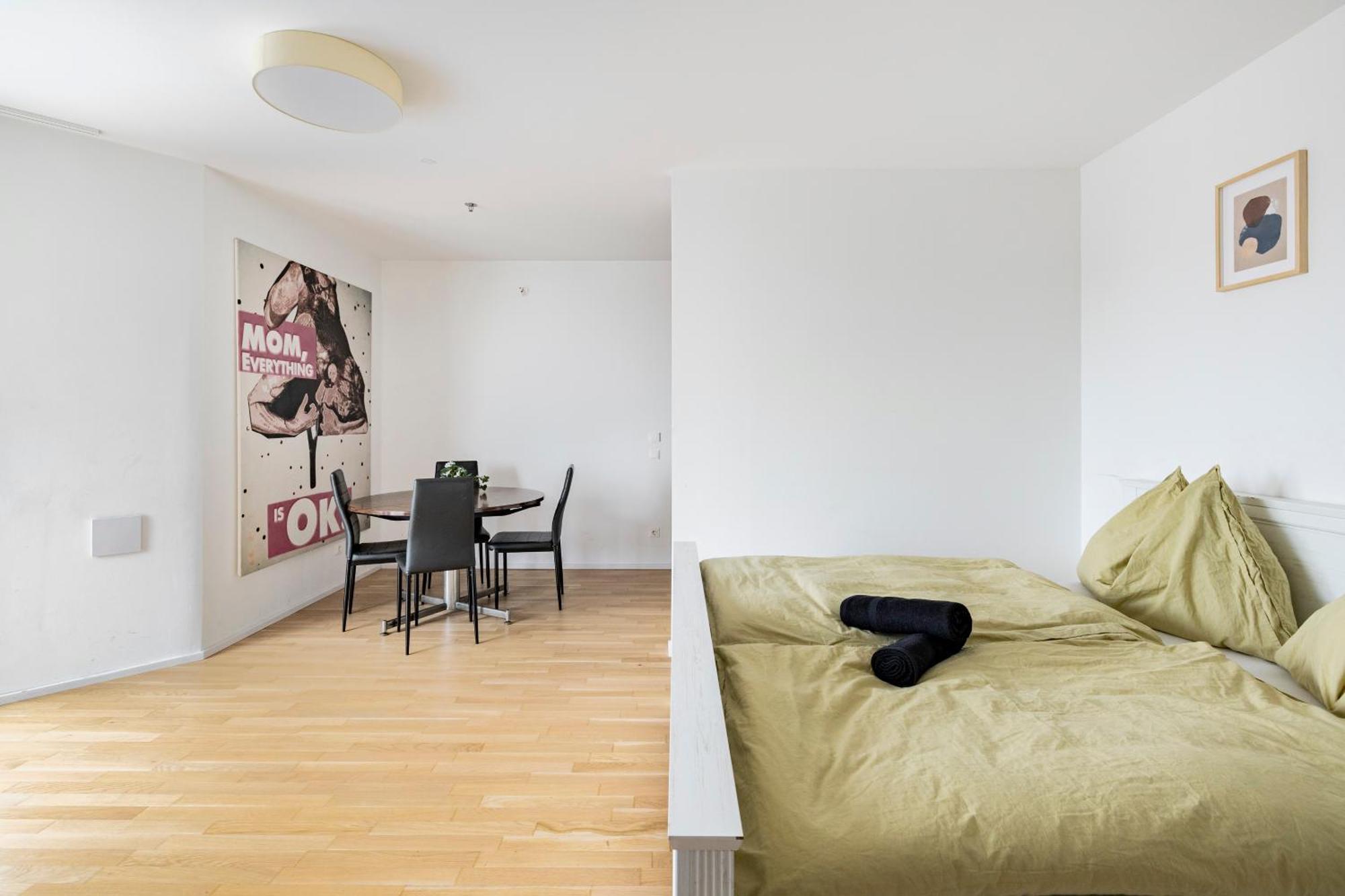 Central Station Loft - Amazing View In City Center - Jupihome Виена Екстериор снимка
