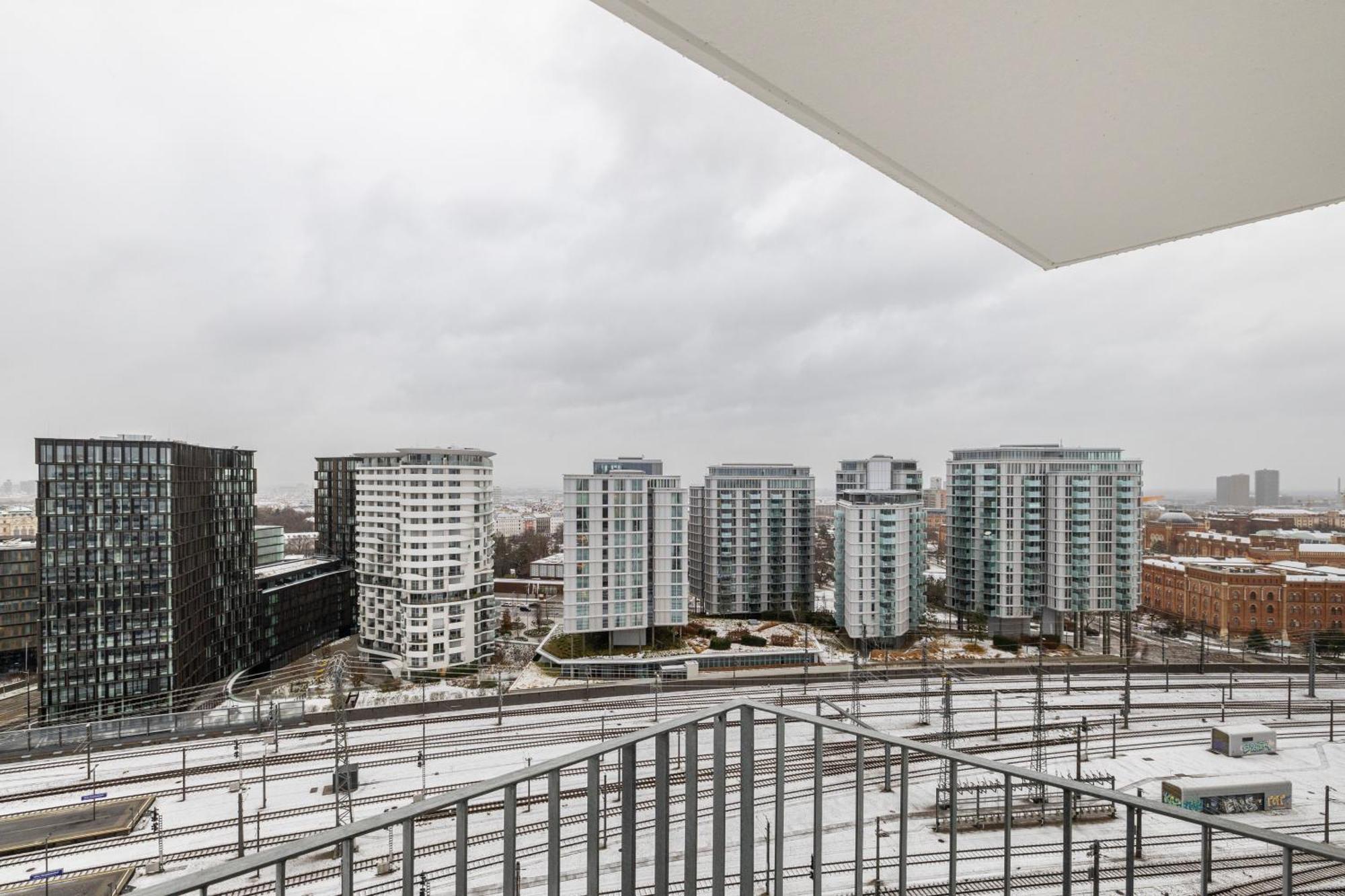 Central Station Loft - Amazing View In City Center - Jupihome Виена Екстериор снимка